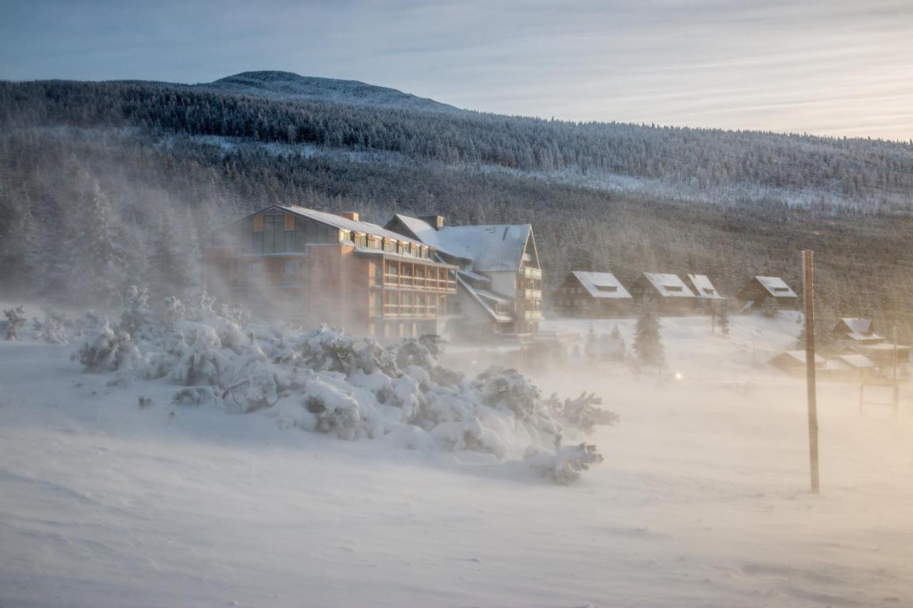 Erlebachova Bouda, Hotel - Resort Svaty Frantisek Špindlerŭv Mlýn Екстериор снимка