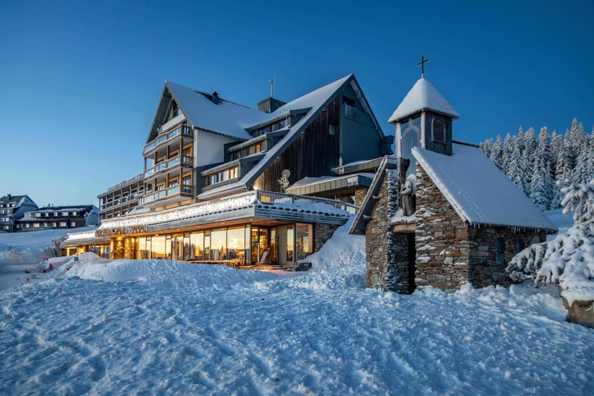 Erlebachova Bouda, Hotel - Resort Svaty Frantisek Špindlerŭv Mlýn Екстериор снимка