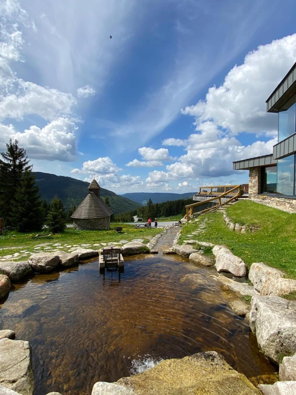 Erlebachova Bouda, Hotel - Resort Svaty Frantisek Špindlerŭv Mlýn Екстериор снимка