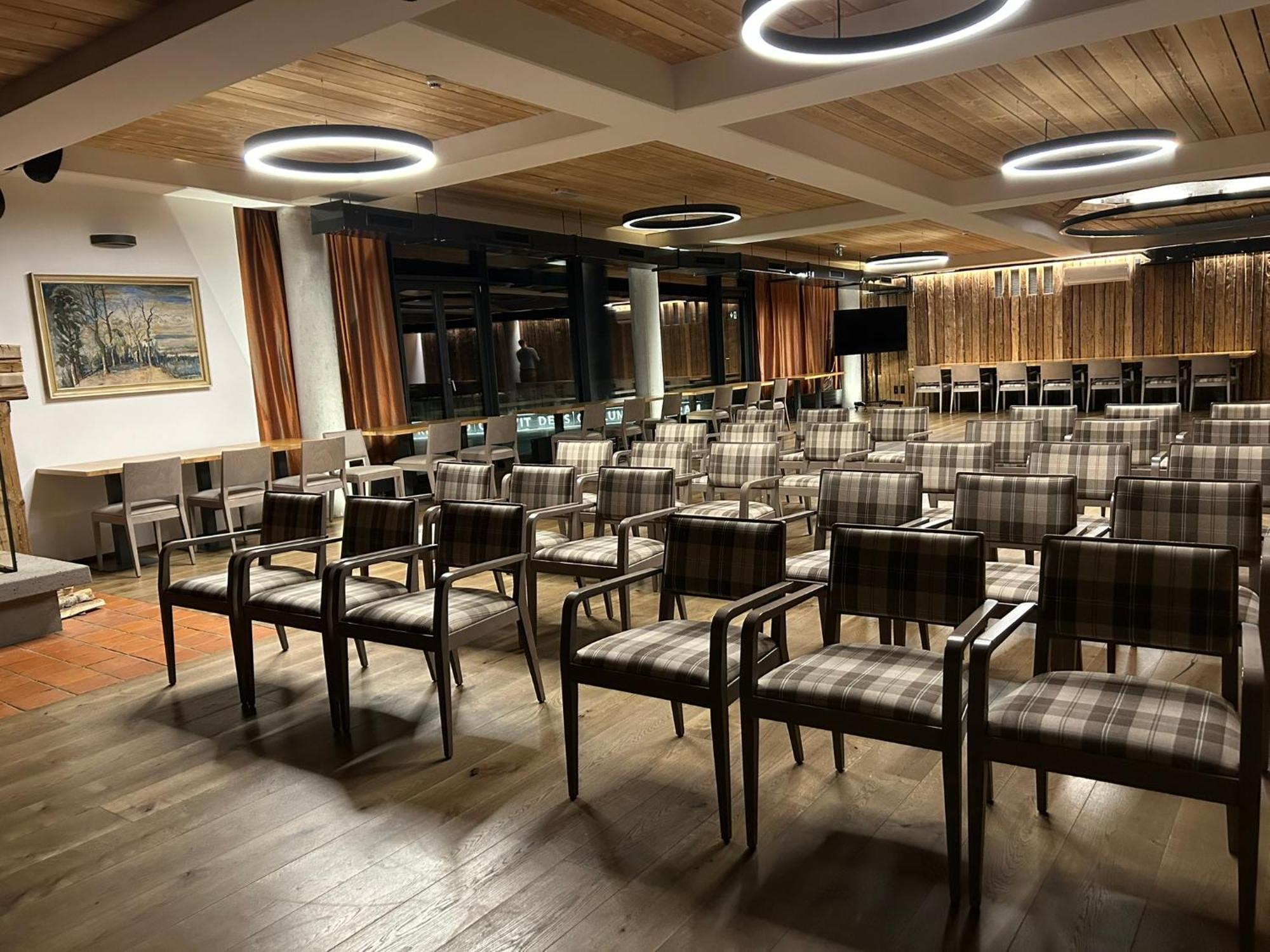 Erlebachova Bouda, Hotel - Resort Svaty Frantisek Špindlerŭv Mlýn Екстериор снимка